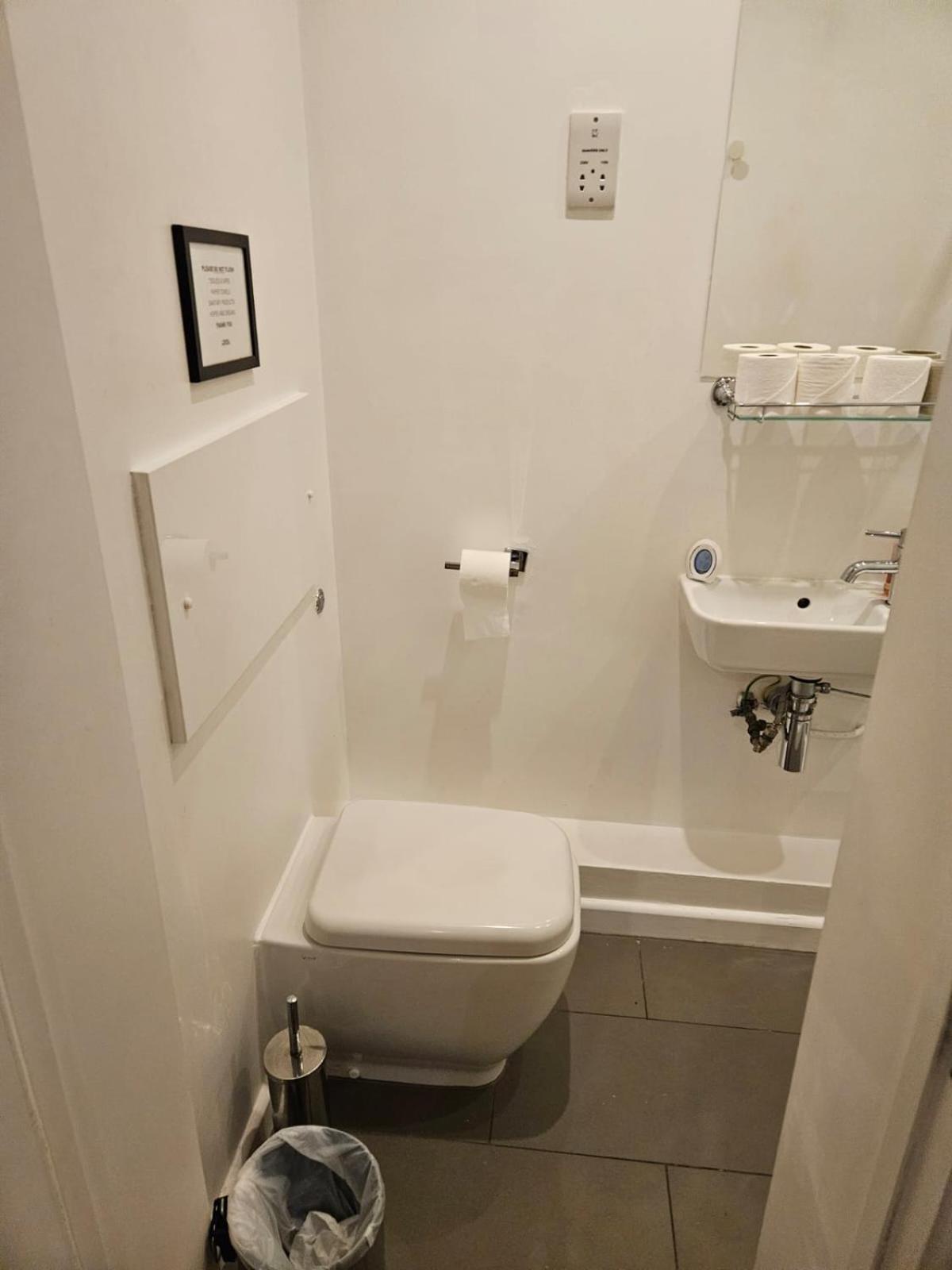 Classic Studio For 4 In Piccadilly Soho Central London Vr3 Esterno foto